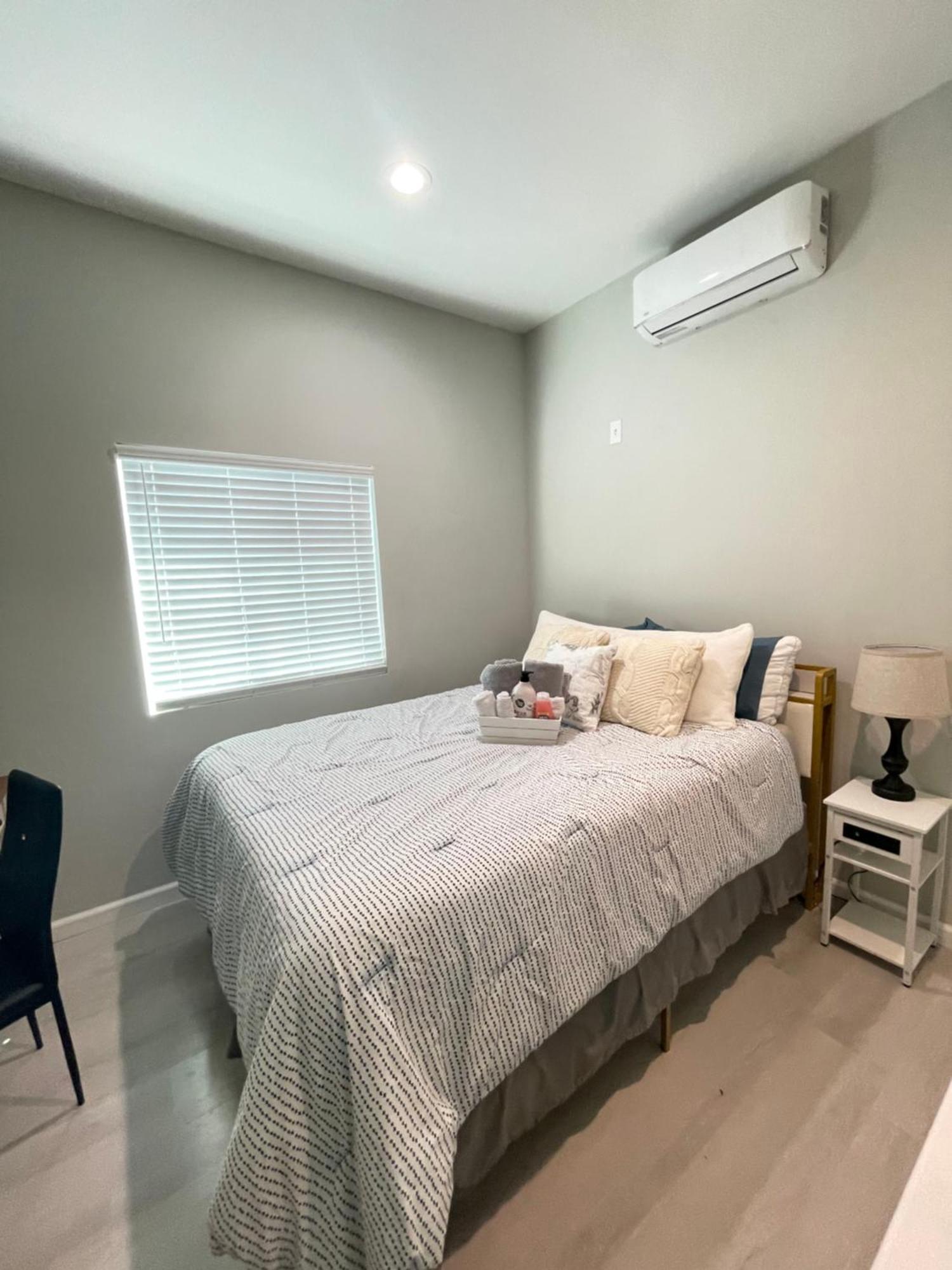 Van Nuys Luxury, Near To Universal Studios, And Hollywood Лос-Анджелес Екстер'єр фото